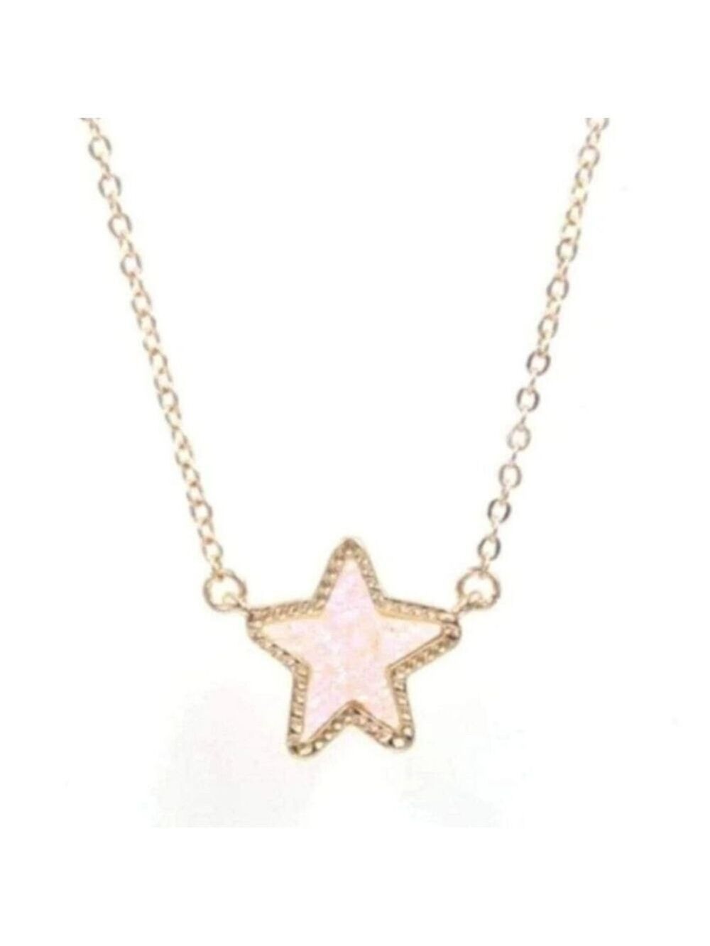 The Styled Collection Pale Pink Star Pendant Necklace